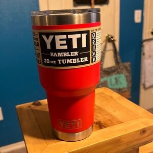 New 30 oz yeti tumbler